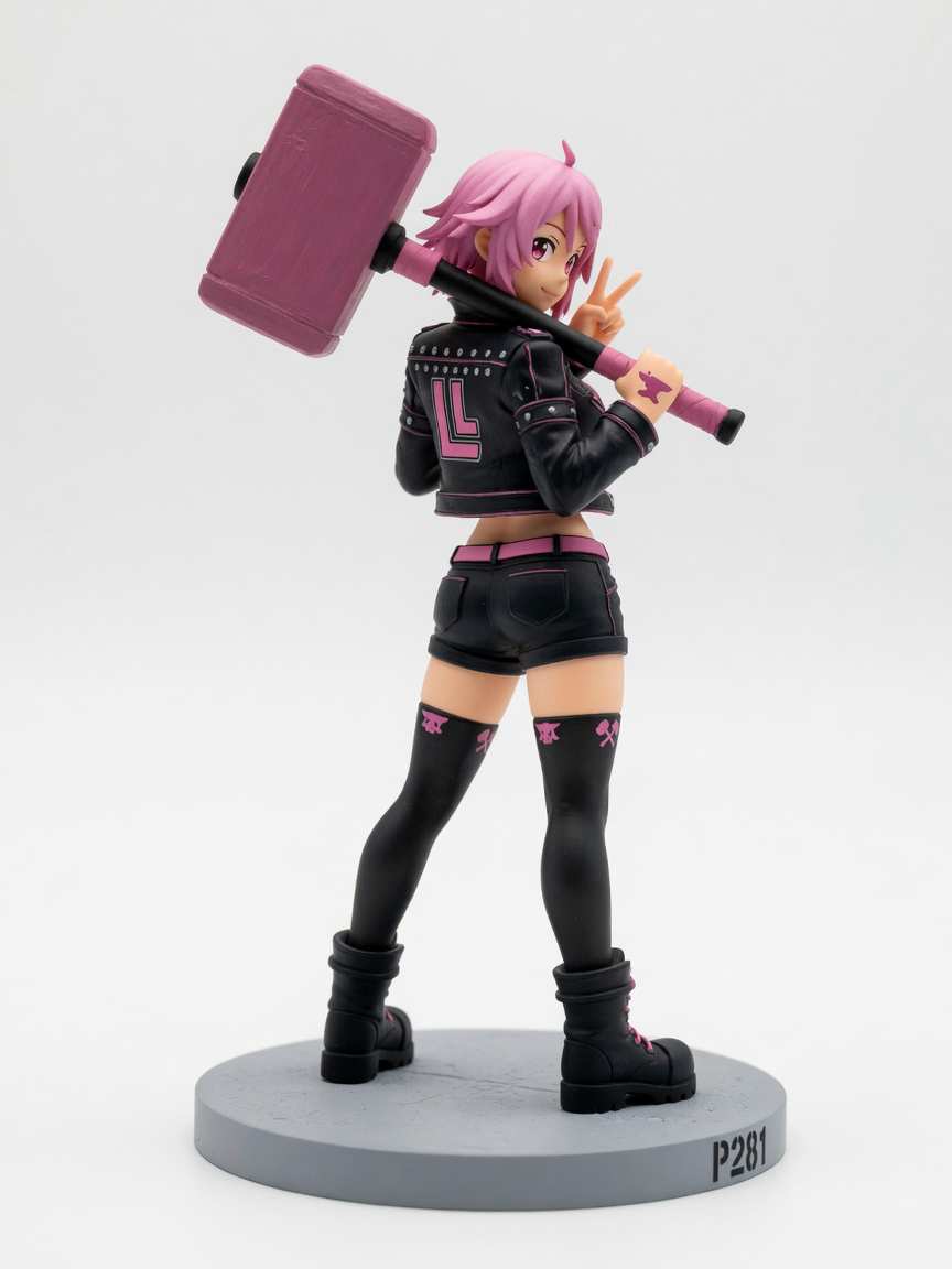 Figura garage kit Lisbethn · estilo Magia · heroina magica artesanal · resina pintada a mano · Garage Kit Studio