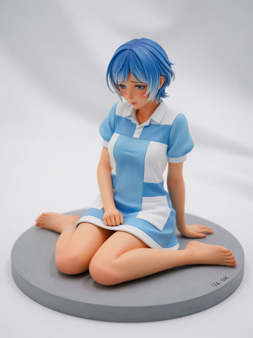 Figura garage kit Merianne · estilo Aventura · aventura urbana · resina pintada a mano · Garage Kit Studio